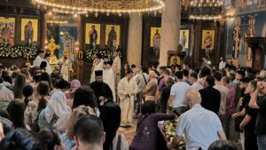 Slava Sabornog hrama u Nišu, Silazak Svetog Duha na apostole - foto Zona plus