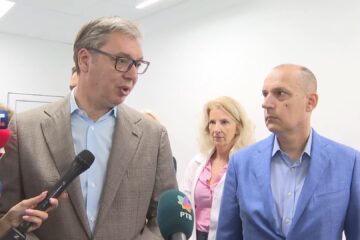Predsednik Srbije Aleksandar Vučić i ministar zdravlja Zlatibor Lončar, FOTO printScreen Tanjug