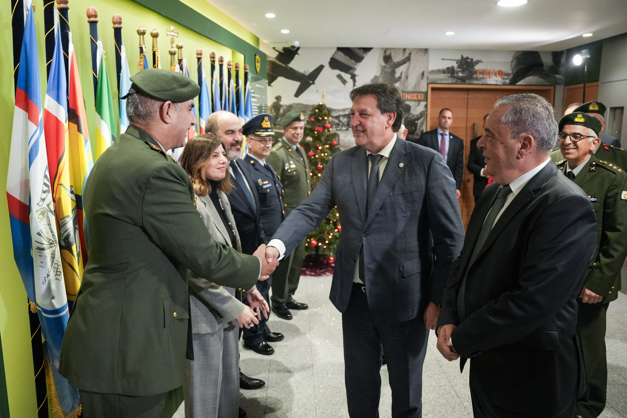 Ministar Gašić u zvaničnoj poseti Republici Kipar, foto MOD