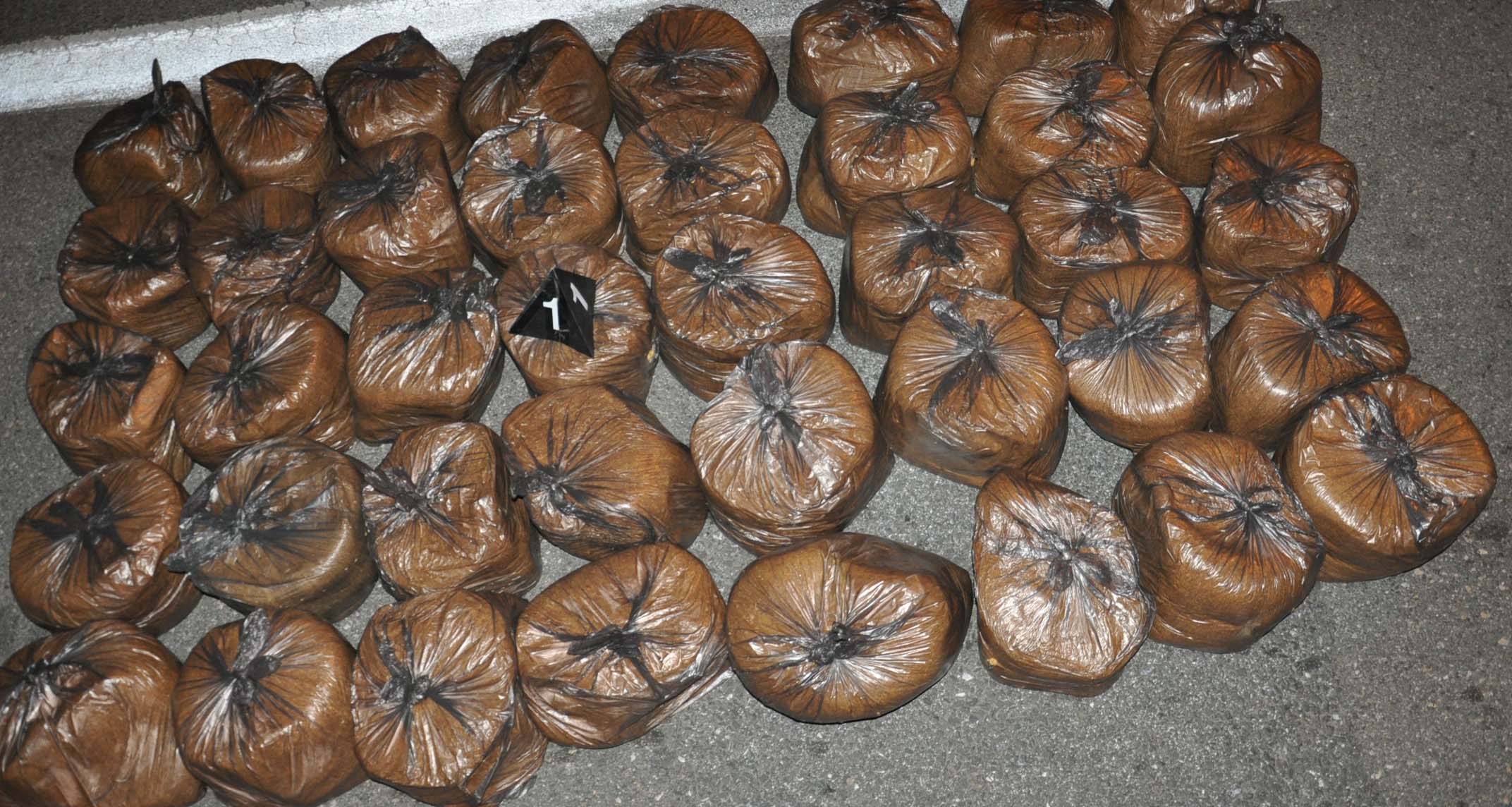 Policija zaplenila 440 kg rezanog duvana