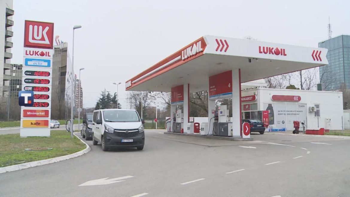 DIZEL JEFTINIJI ZA TRI, BENZIN ZA DVA DINARA