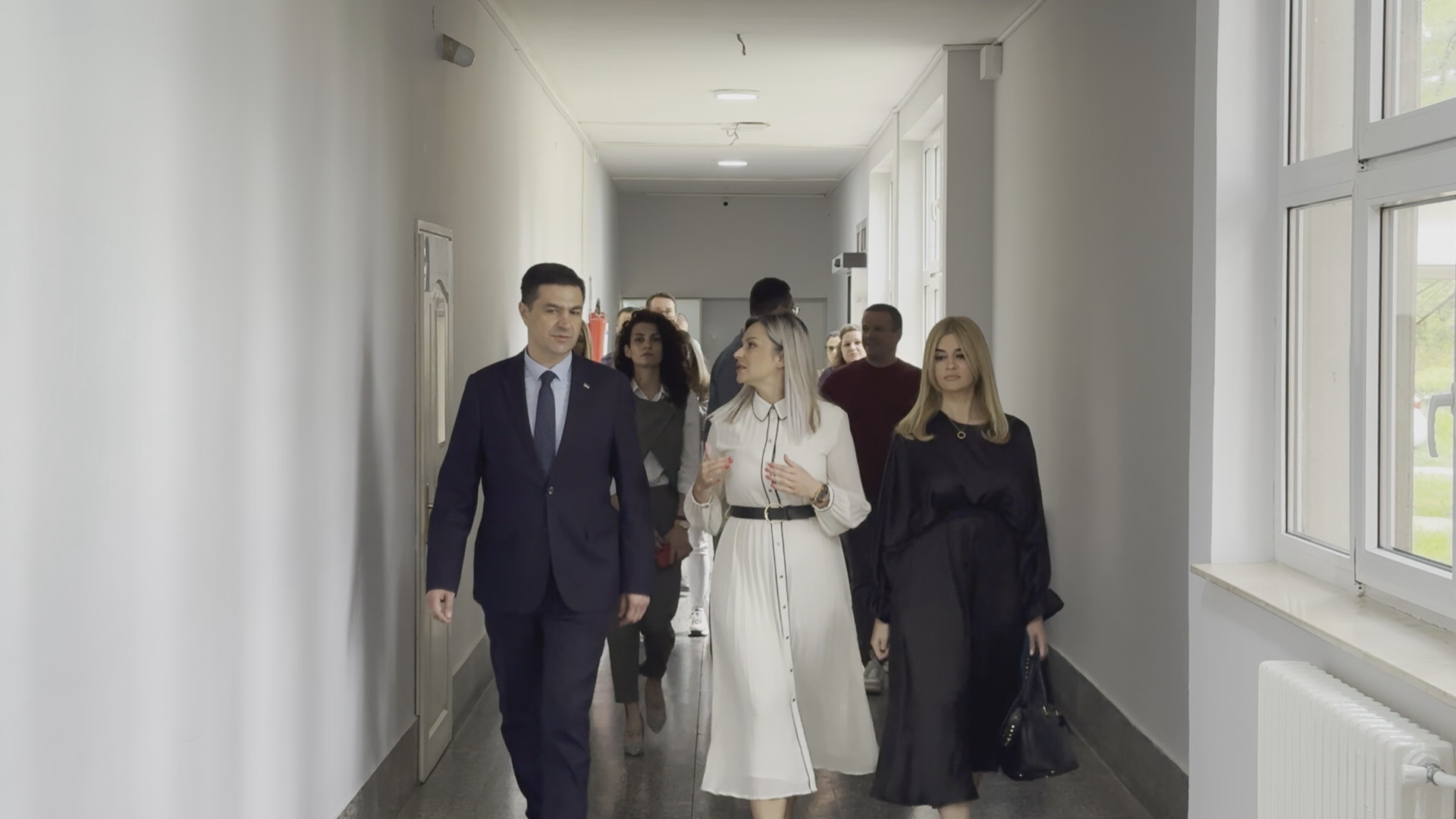 Predškolci i učenici prvog ciklusa specijalnih škola u Nišu dobili su po 6.000 dinara.