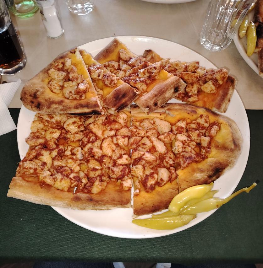 Jednostavno i ukusno - recept koji ne možete da pogrešite, ostaje samo da uživate u hrskavom testu i mirisu koji se pamti.