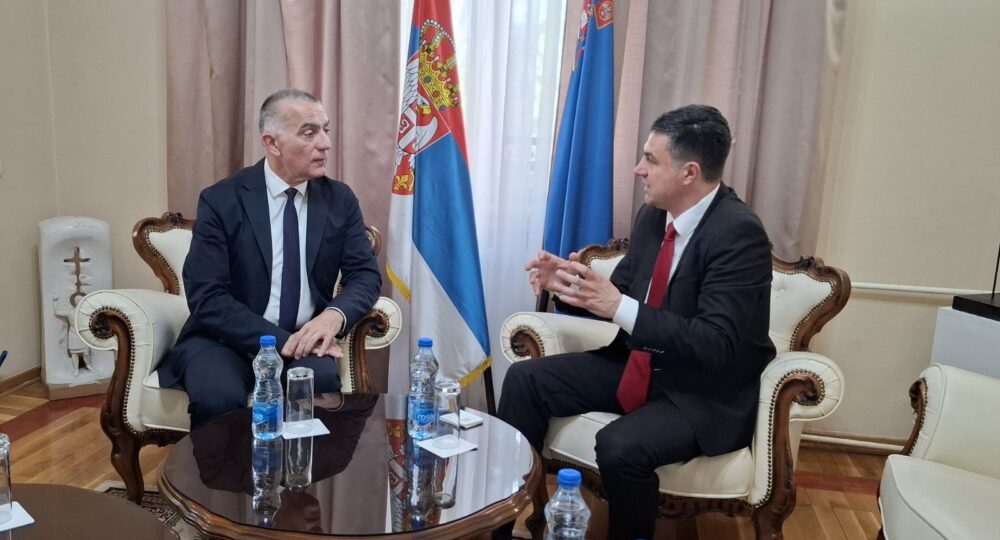 ministar pravde Nenad Vujić i gradonačelnik Dragoslav Pavlović FOTO: Zona plus