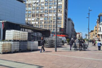Postavlja se bina pred veliki narodni skup u Nišu