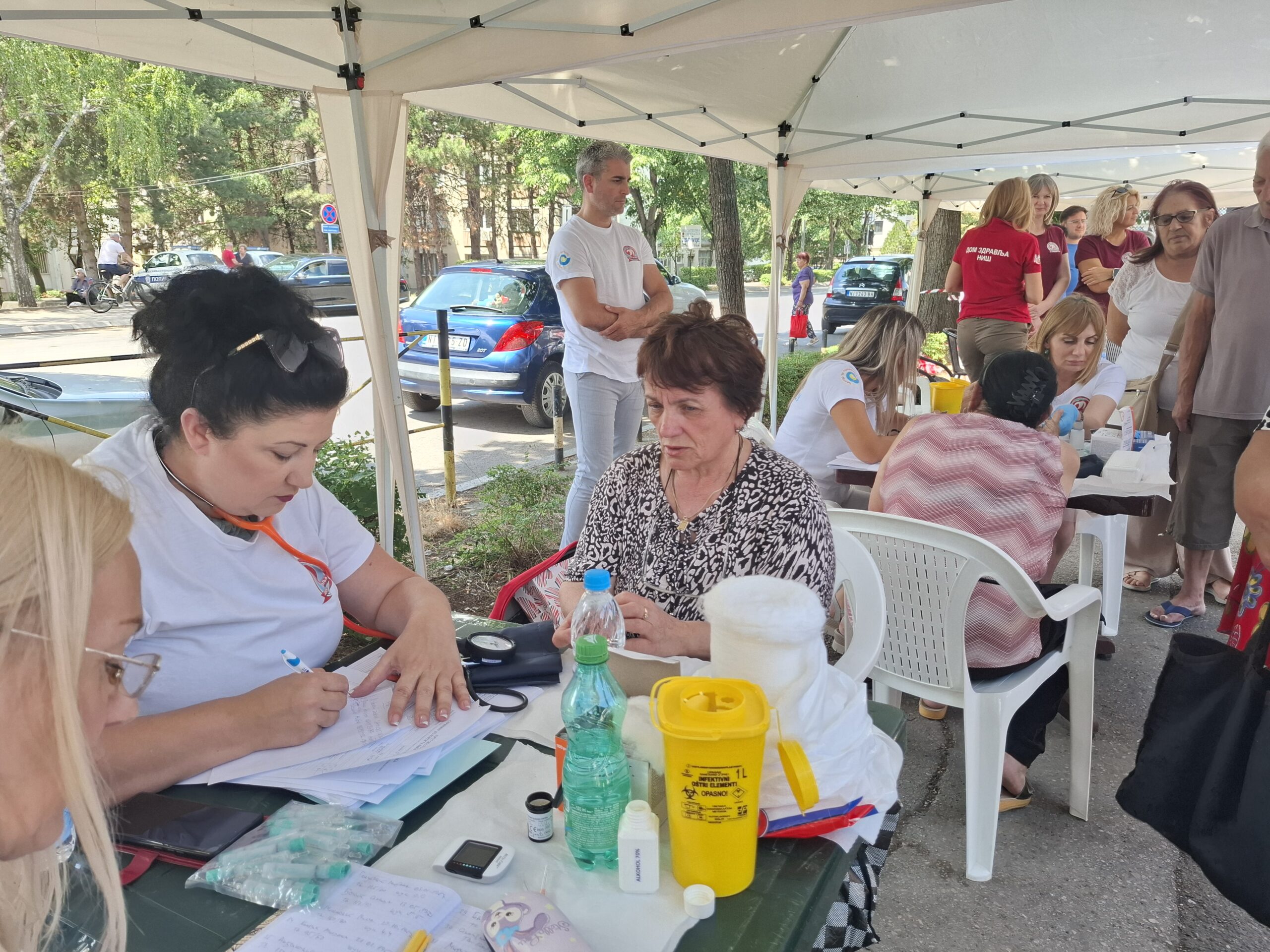 Drugi Bazar zdravlja kod Durlanske pijace, FOTO Zona plus