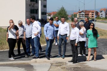 Asfaltiranje Ulice dr Miloša Đorića u Naselju Branko Bjegović