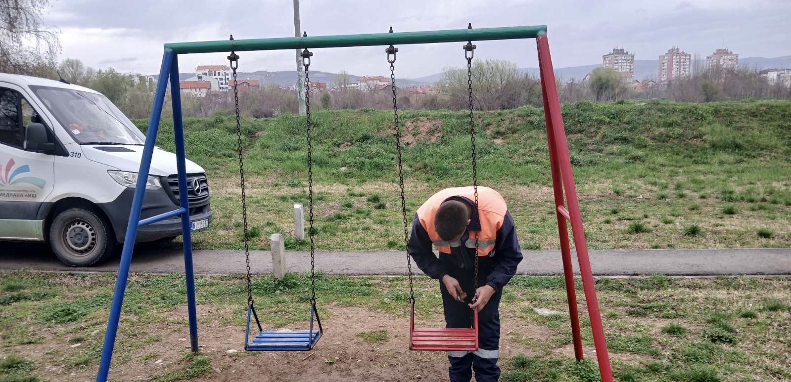 popravka mobilijara, FOTO JKP Mediana