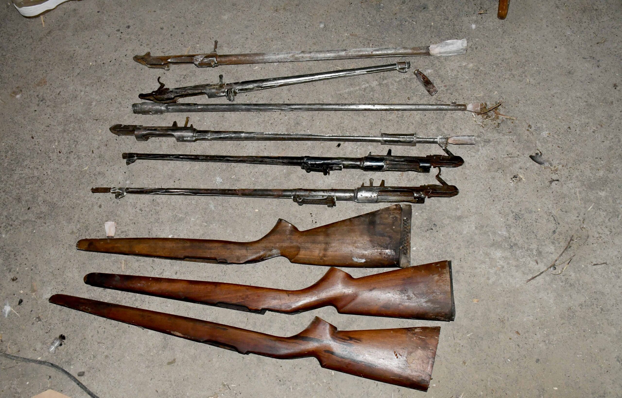 zaplenjeno oružje FOTO PU Niš