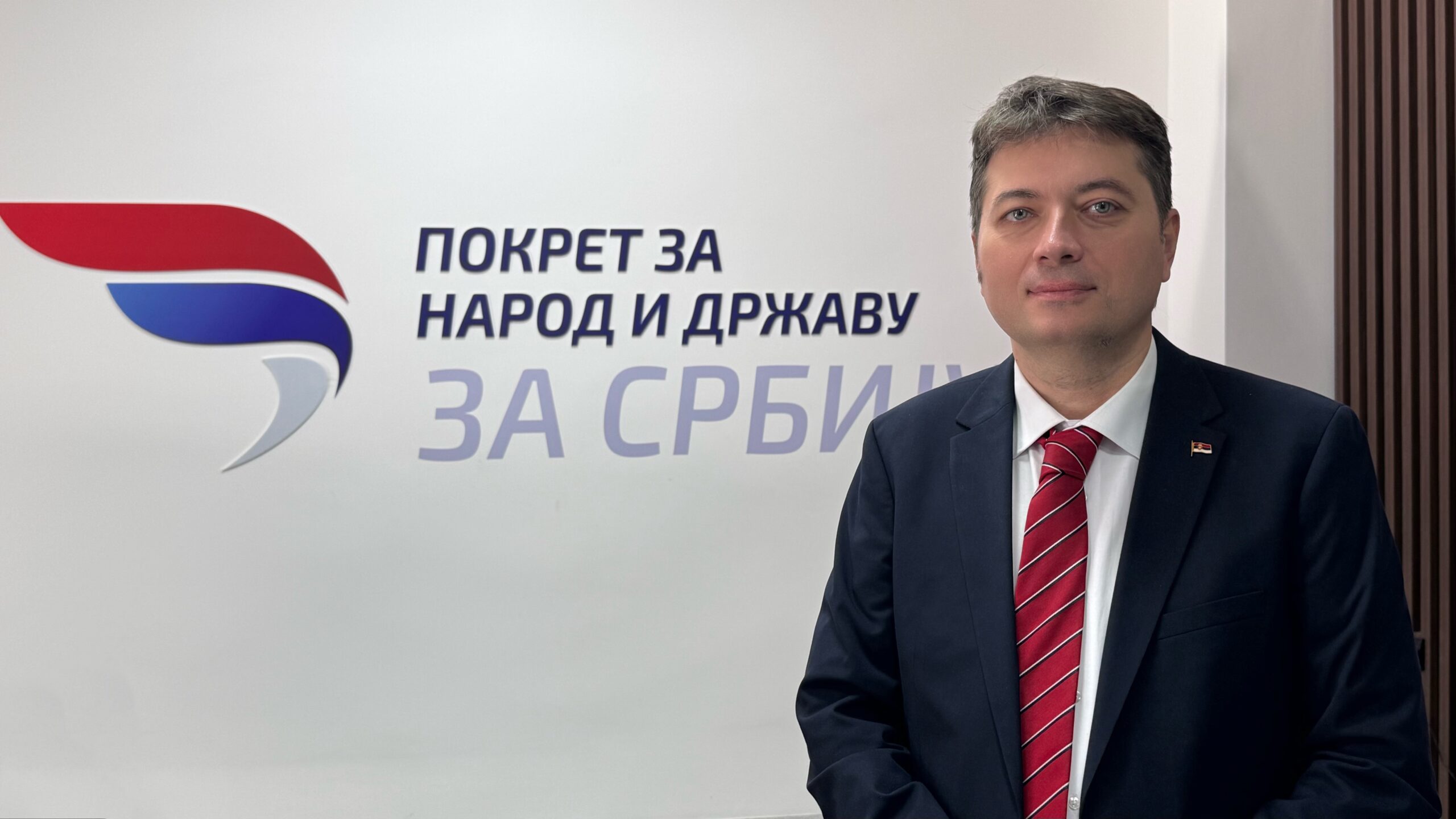 FOTO: Pokret za narod i državu