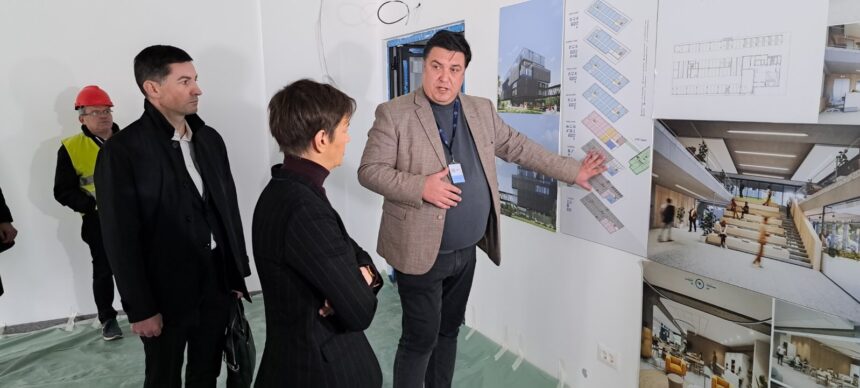 Ana Brnabić u Nišu, obilazak NTP 2 FOTO Zona plus