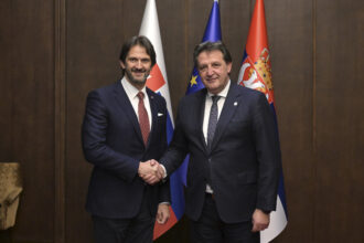 Sastanak ministra Gašića sa ministrom odbrane Slovačke Kalinakom FOTO Ministarstvo odbrane