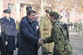 Ministar Gašić na polaganju zakletve vojnika i polaznika kursa za podoficire FOTO MOD