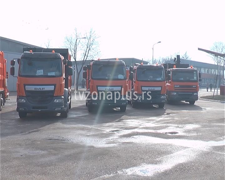 Nova vozila za čistiji Niš (VIDEO)