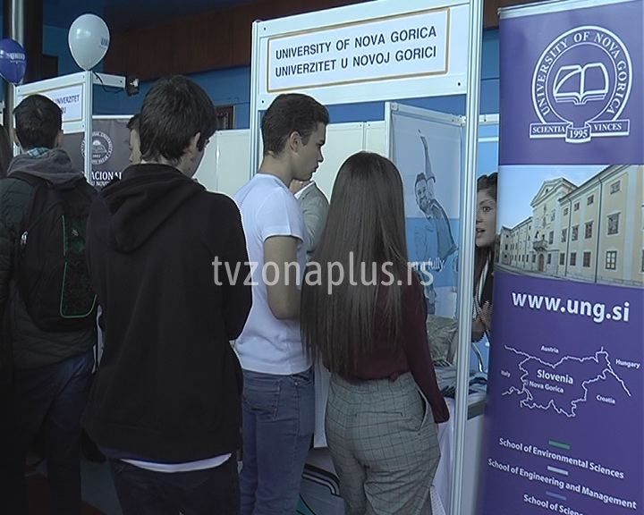 U potrazi za fakultetom na Sajmu obrazovanja u Nišu (VIDEO)