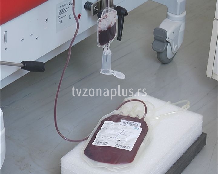 Volonteri Nišvila dobrovoljno davali krv (VIDEO)