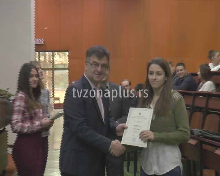 Nagrađeni najbolji studenti (VIDEO)