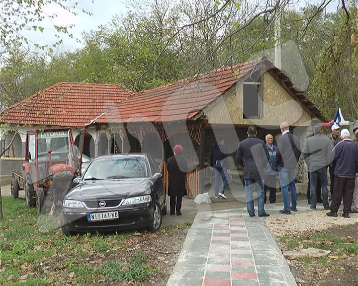 Do Mitrovdana lepše dvorište crkve u Pasjači (VIDEO)