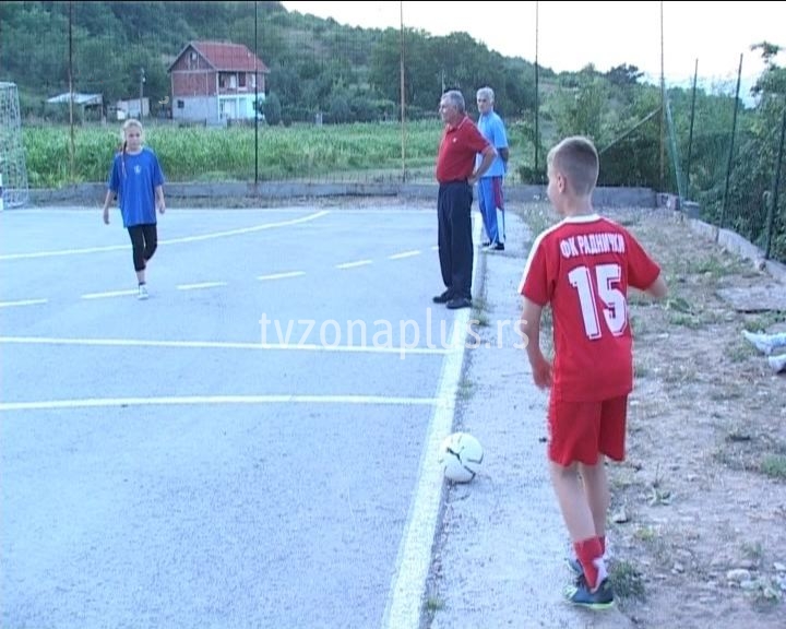Turnir u malom fudbalu u Supovcu (VIDEO)